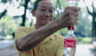 Ve Vietnamu prázdnou flašku Coca Coly nevyhazují! Podívejte na co vše se dá flaška použít