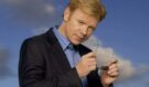 Pamatujete na okouzlujícího herce v populární krimi? Dnes je David Caruso k nepoznání