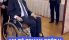 Miloš Zeman opět hospitalizován: Děkuje podporovatelům v těžkých chvílích!