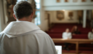 „Neporodili jste sluhu!“ Kněz bez servírek rozmetal mýty o dětech jako majetku rodičů