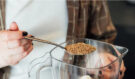 Češi vlákninu podceňují. Stačí 30 gramů denně a váha i cholesterol jdou dolů! Tohle byste měli udělat