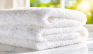 Tajemství sněhobílých a nadýchaných ručníků odhaleno: Hotely tento levný trik používají při každém praní