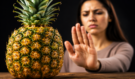 Milujete ananas? Lékaři upozorňují, že některým lidem může způsobovat nečekané potíže. Týká se to i vás?