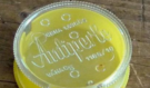 Pamatujete si Antiperle? Legendární sladkost z dětství chutnala úplně jinak než dnešní bonbony!